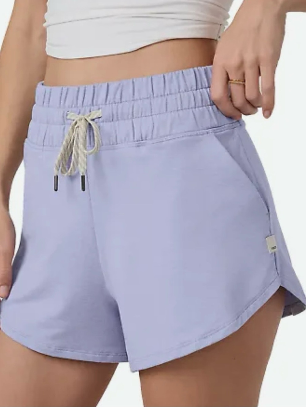 Vuori Halo performance short 2.0 in lavender mist. Size Small